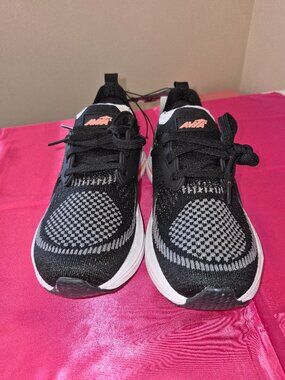 NWT Avia Women's caged knit sneakers.